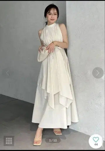 anuans 앙유앙스 플레어 레이어드 디자인 원피스 ECRU 화이트