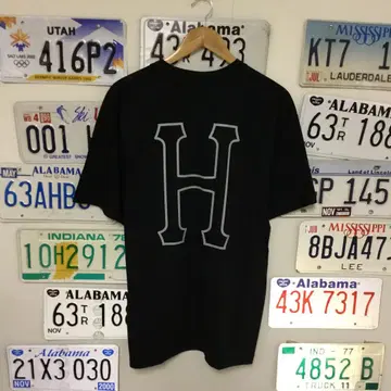 미사용 새상품 HUF 티셔츠 사이즈 L