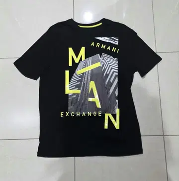 ARMANIXCHANGE 아르마니 익스체인지 티셔츠 새상품급