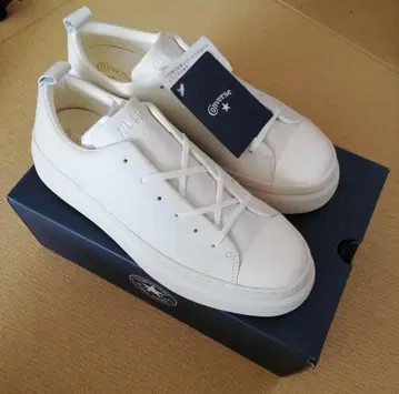 새상품 박스 포함 사이즈 23.5cm ecru 컨버스 쿠페 바토