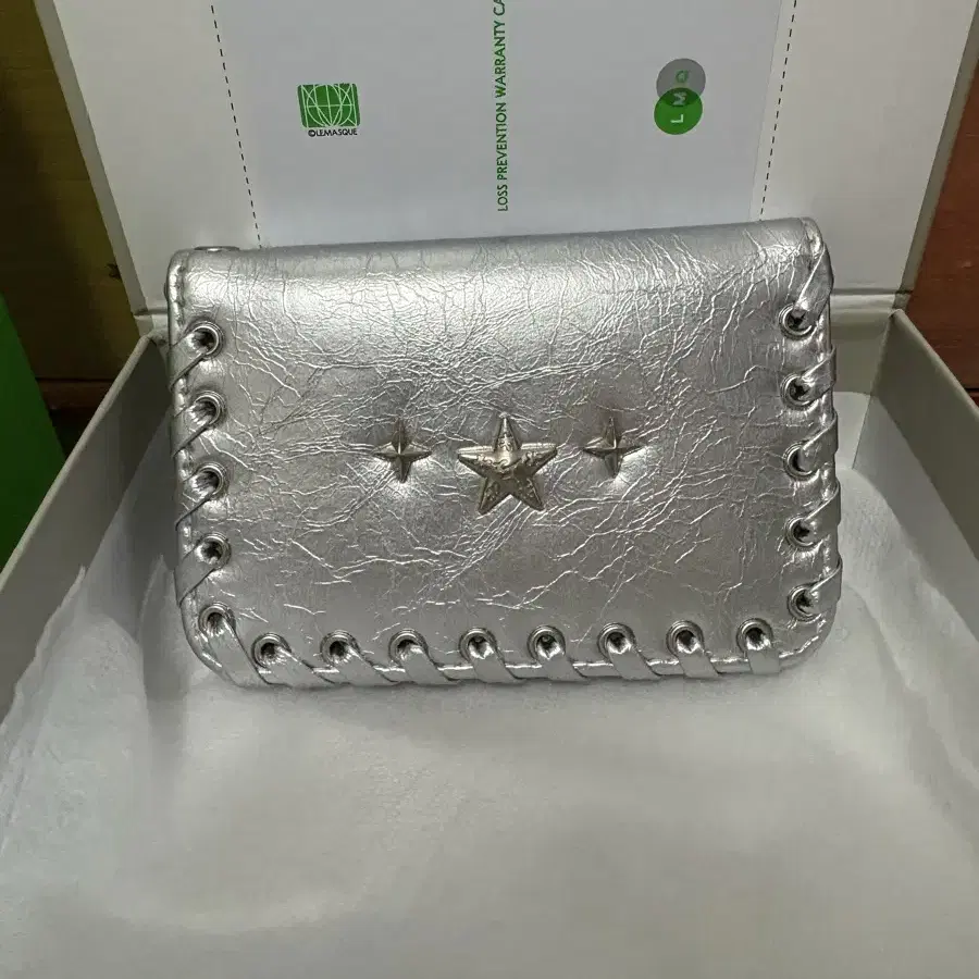 【LE MASQUE】Vine Photo Slot Westernカード財布★送料・関税込 LEMASQUE] Daisy Photo Slot Half Wallet Money Card Wallet (LE