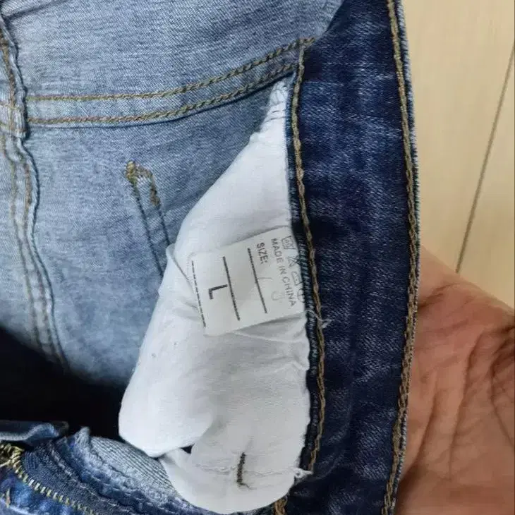 3번째 상품 이미지