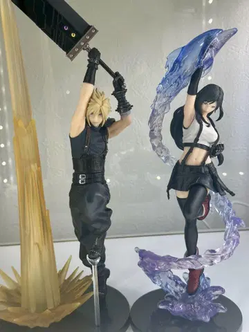 FF7 복권 클라우드 티파 피규어