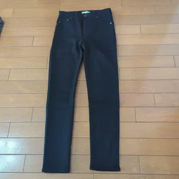 Yanuk 블랙 스키니 데님 24 패트리샤