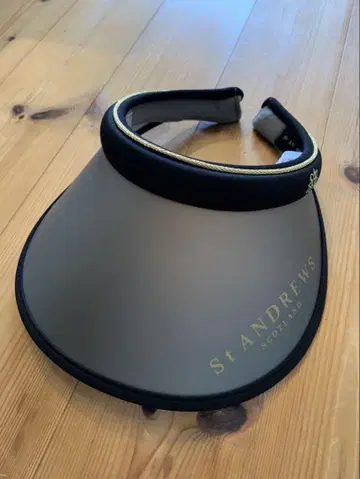St Andrews UV 차단 바이저 그레이 블랙