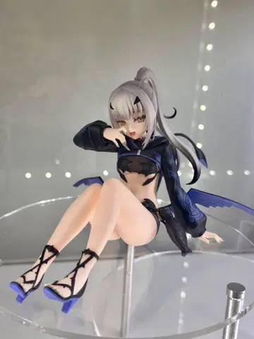 제일복권 FGO B상 루러 메루지네 피규어