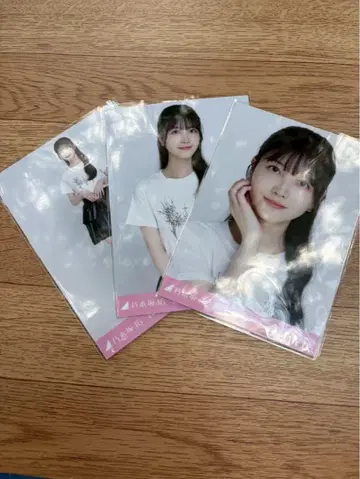 노기자카46 브로마이드 프릴 미니 스커트 쿠보 시오리 컴프