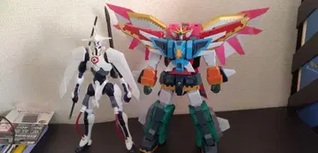 1주일 한정판 MODEROID 댄 오브 서스데이 엘르다 V