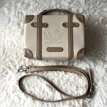 Nissy 라이브 굿즈 트렁크 숄더백 베이지 핸드 AAA