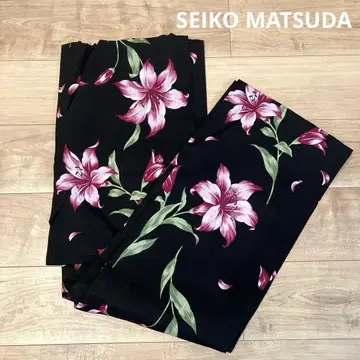 마츠다 세이코 SEIKO MATSUDA 유카타 블랙 플라워 무늬