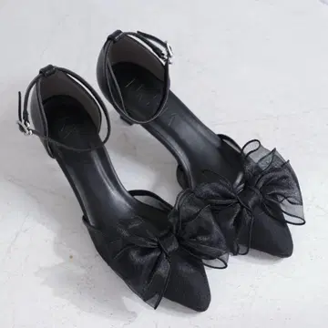 VIVIAN 블랙 리본 펌프스 걸리시 로우 힐