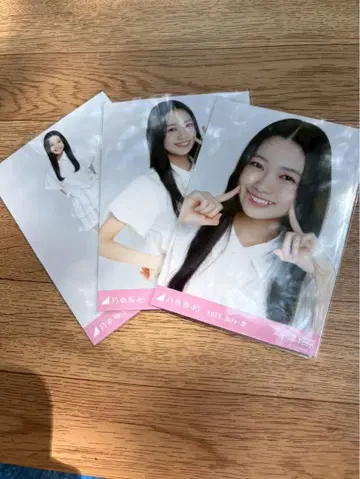 노기자카46 브로마이드 프릴 미니 스커트 오즈 레나 컴프