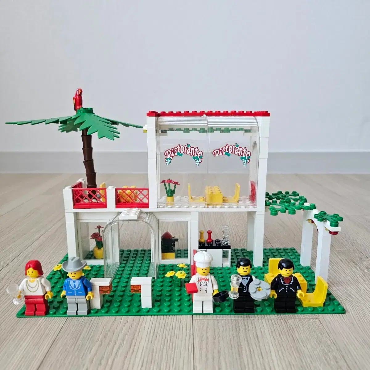 Lego Paradisa Cafe LEGO 레고 Old Lego System 6376 Paradisa