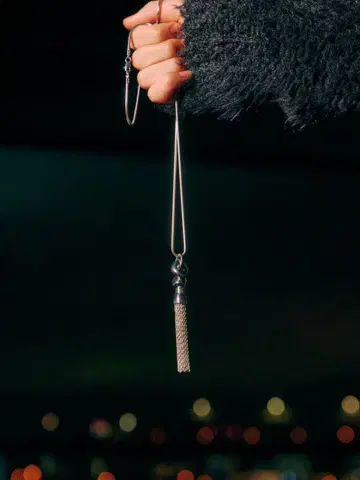 Llife 캐스케이드 펜던트 목걸이