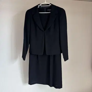 블랙 스커트 수트 (긴팔 자켓 포함) 예복