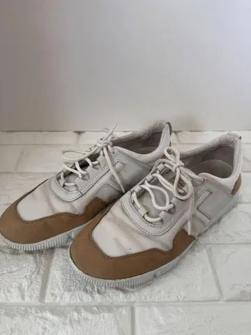 TOD'S 스니커즈 화이트/베이지