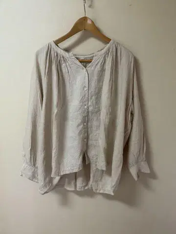 60 린넨 개더 셔츠