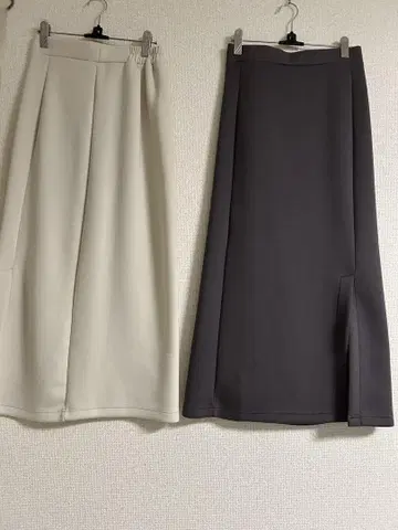 화이트 차콜 그레이 슬릿 타이트 스커트
