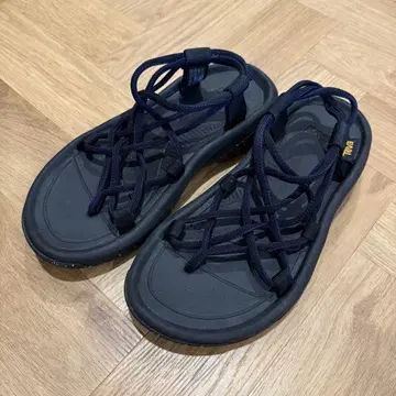 Teva 허리케인 인피니티 22~22.5cm