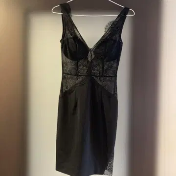 Miyu x GLAMOROUSby Andy 블랙 드레스 S