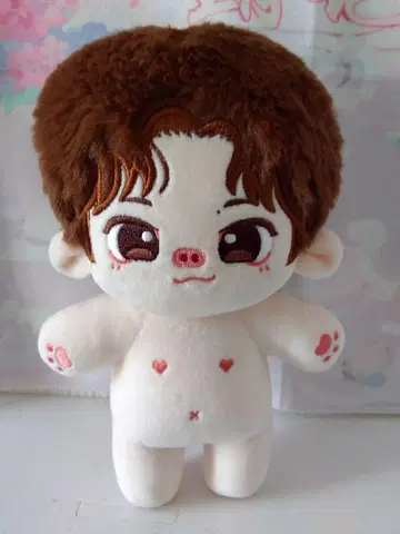 왕이보 봉제 인형 돼지 캐릭터 20cm 와이드 바디 청청령 샤오첸