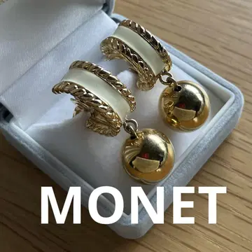 MONET 흔들리는 골드 귀찌