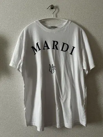 Mardi Mercredi 마르디메크르디 티셔츠