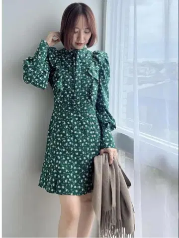 스나이델 Sustaina 프린트 프릴 미니 원피스