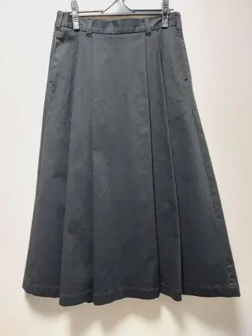 Natural Laundry 플레어 스커트 블랙