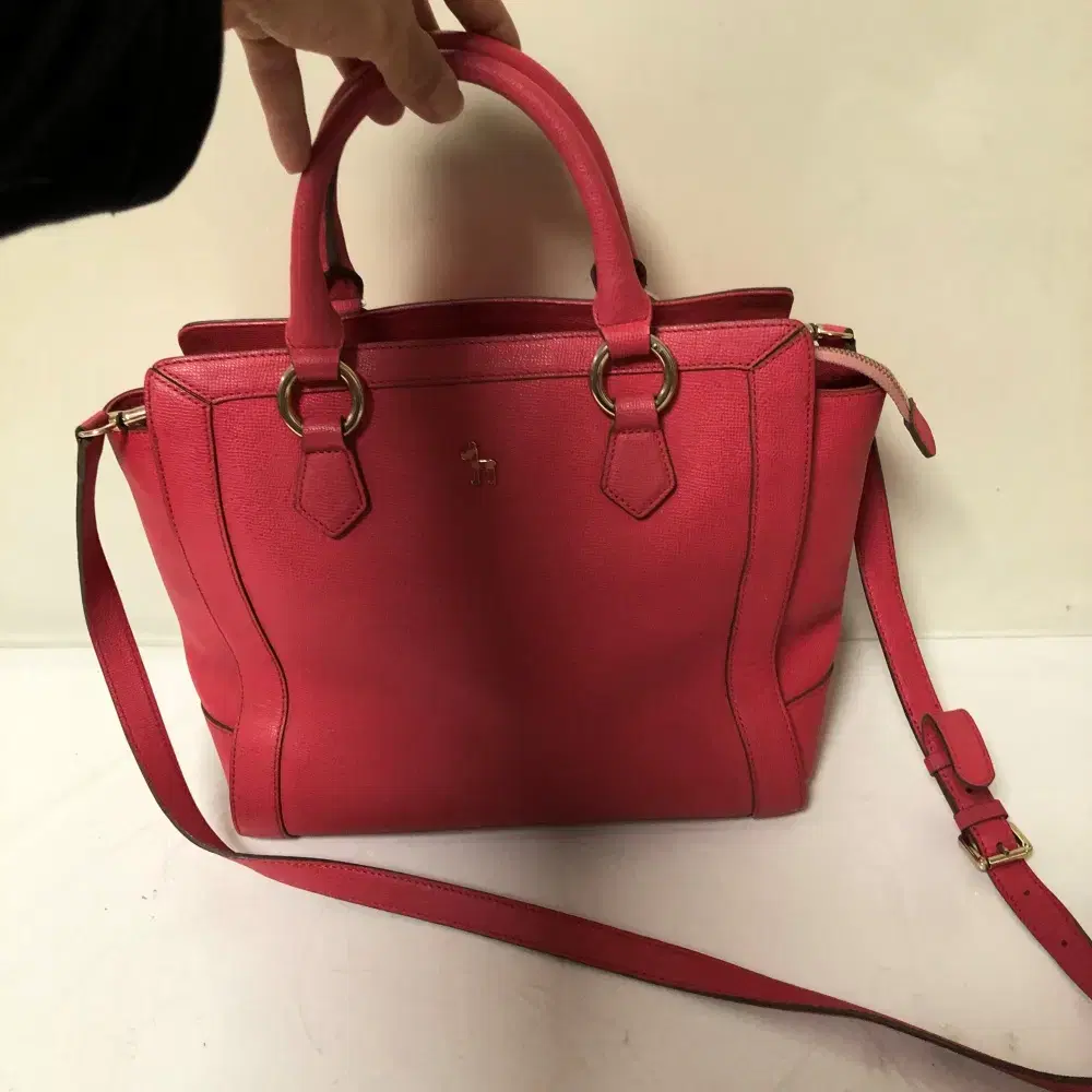 [HAZZYS]Logo Colored Cowhide Cross Bag★人気★ HAZZYS(へジス) バッグ・カバン(レディース) - 海外通販のBUYMA