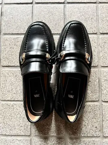 자라 블랙 로퍼 24cm 택 포함 새상품