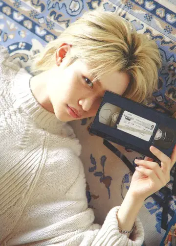 Stray Kids FELIX 2021 시즌 인사말 엽서 2/3