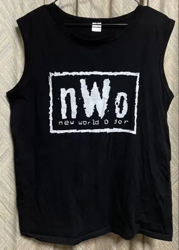 nWo 슬리브리스