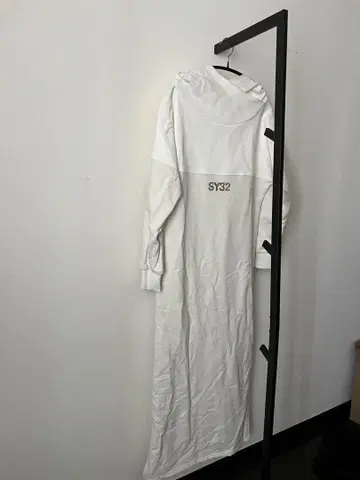 컨디션 최상 SY32 후드티 원피스 로고 포함