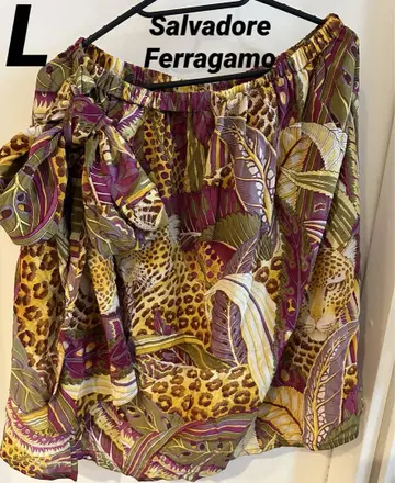 Salvadore Ferragamo 페라가모 100% 실크 이탈리아