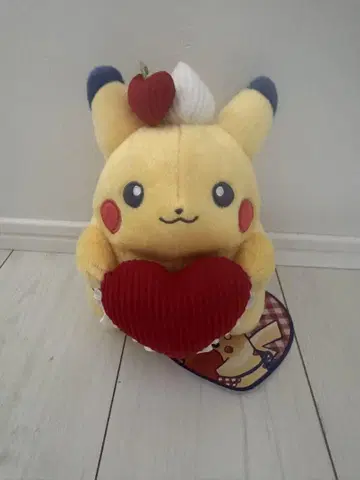 새상품 PIKACHU DINER 피카츄 다이너 봉제 인형