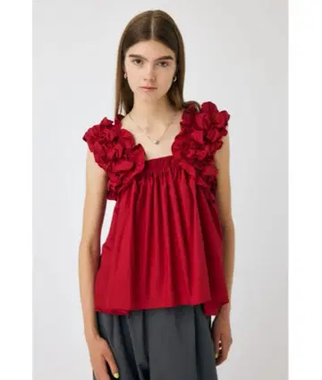 SHOULDER FRILLS 상의 moussy