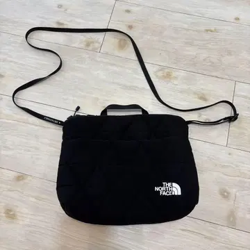 THE NORTH FACE 블랙 사코슈