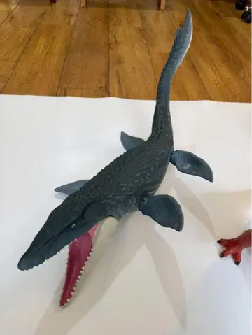 프레시오사우루스 피규어 약 30cm