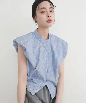 벌룬 숄더 블라우스