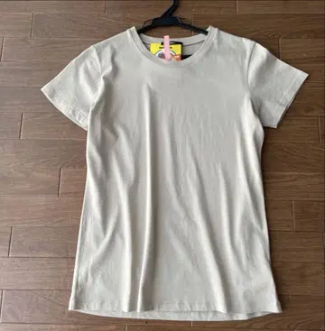 띠어리 베이지 티셔츠