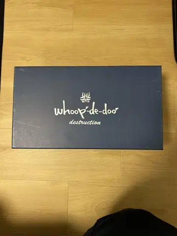 whoop-de-doo destruction 천연 가죽 화이트 스니커즈