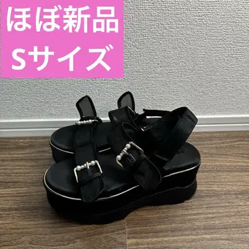 RANDA 란다 펄 버클 볼륨 밑창 스포츠 샌들 통굽 블랙 S