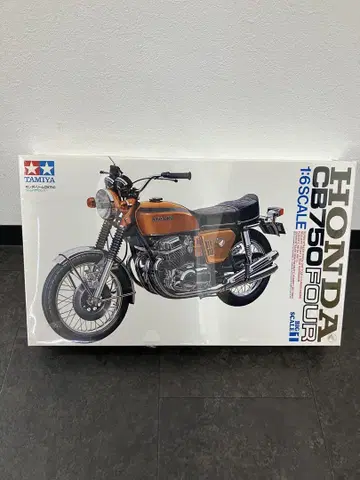 미개봉! 타미야 1/6 시리즈 HONDACB750 FOUR