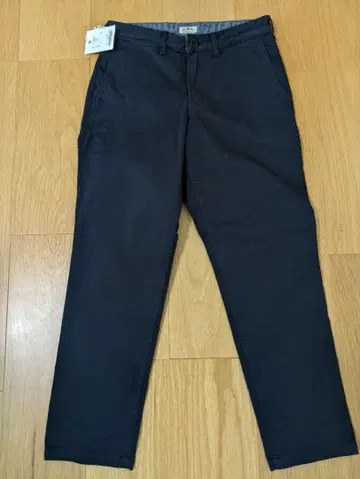새상품 택 포함 도밍고 dmg 치노 팬츠 네이비 SS
