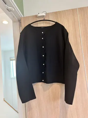 PISANO 블랙 가디건