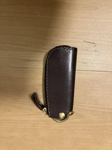 HERZ 가죽 키링 케이스 다크 브라운