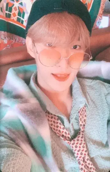 SEVENTEEN GOING MAGAZINE DK 트레이딩 카드 화이트