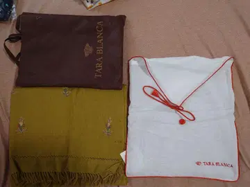 TARA BLANCA 타라 블랑카 스톨