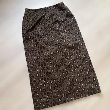UNITED ARROWS 레오파드 무늬 타이트 스커트 38